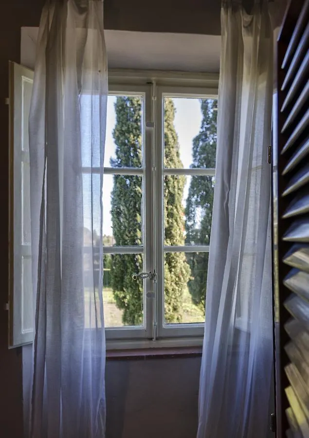 Tuscan Sun Holiday Apartments Lukka Włochy