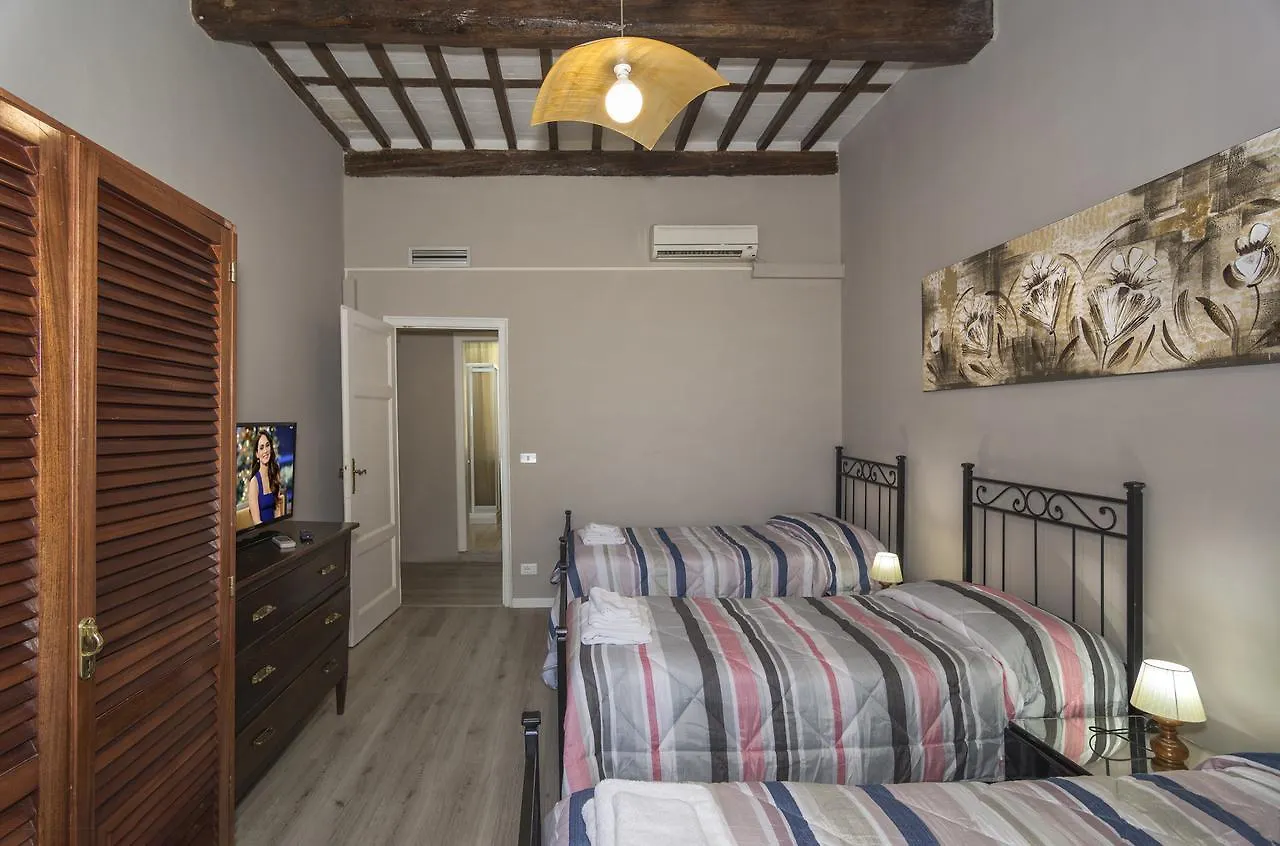 Tuscan Sun Holiday Apartments Lukka